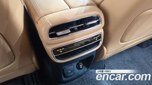 Genesis GV80 — фото 19