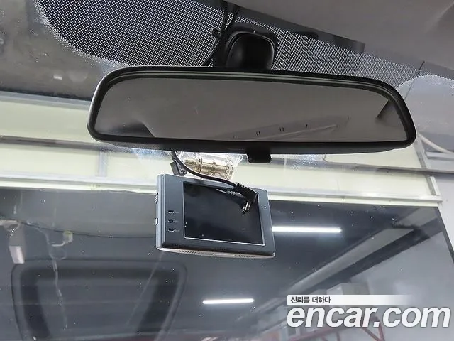 Hyundai Starex — фото 18