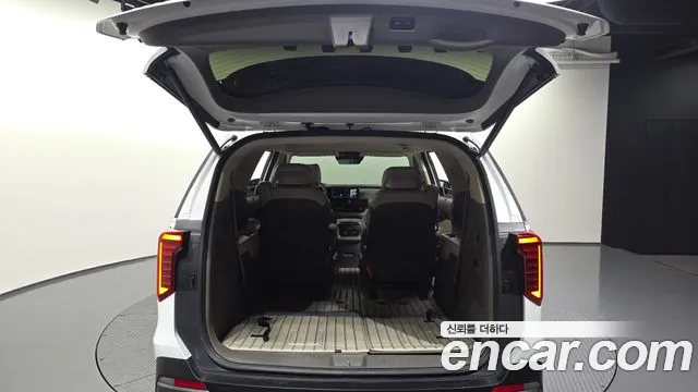 Kia Carnival — фото 20