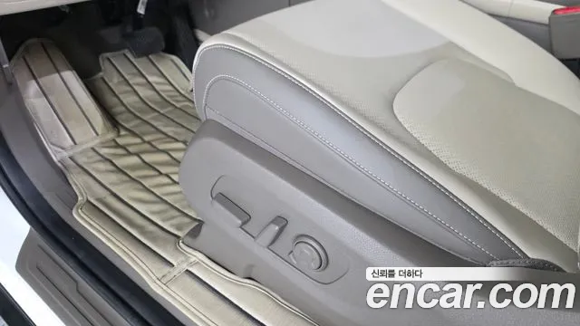 Kia Carnival — фото 29