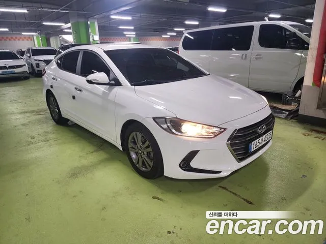 Hyundai Avante — фото 1