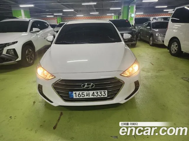 Hyundai Avante — фото 3