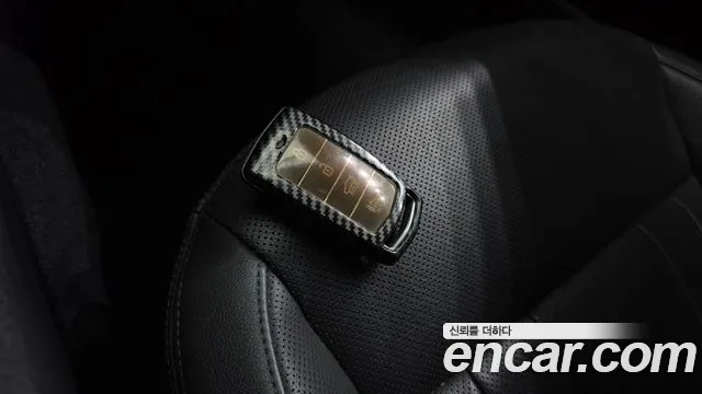 Genesis G80 — фото 17