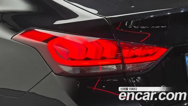 Genesis G80 — фото 23