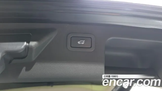 Land Rover Discovery Sport — фото 16