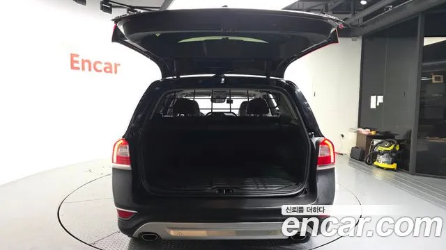 Volvo XC70 — фото 20