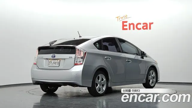 Toyota Prius — фото 2