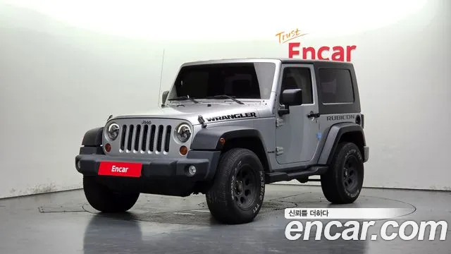Jeep Wrangler — фото 1