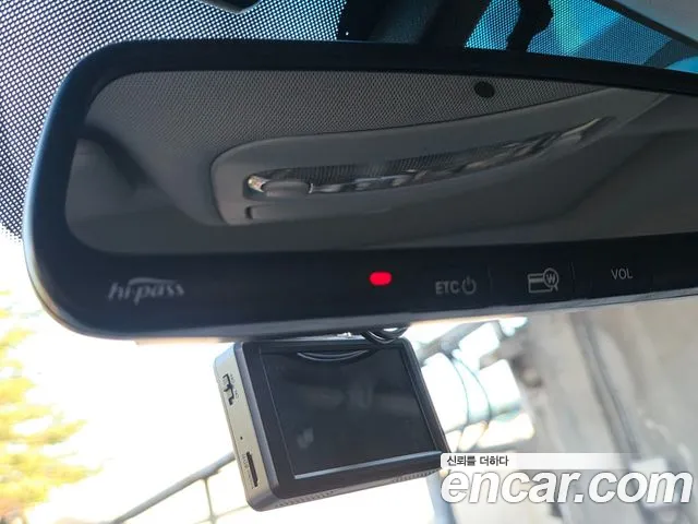 Kia Carnival — фото 9