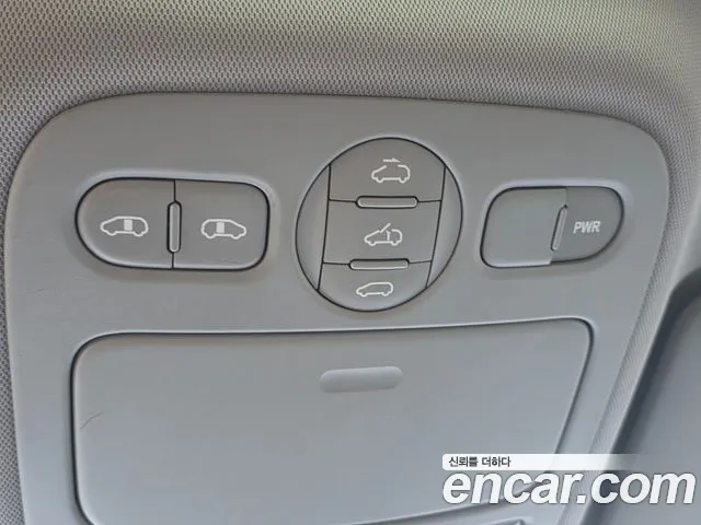 Kia Carnival — фото 10