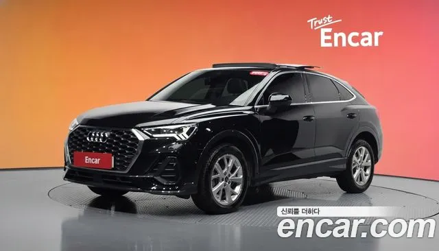 Audi Q3 — фото 20