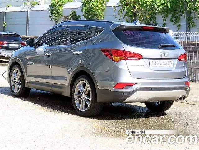 Hyundai Santa Fe — фото 3