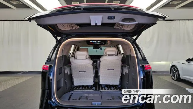 Kia Carnival — фото 20