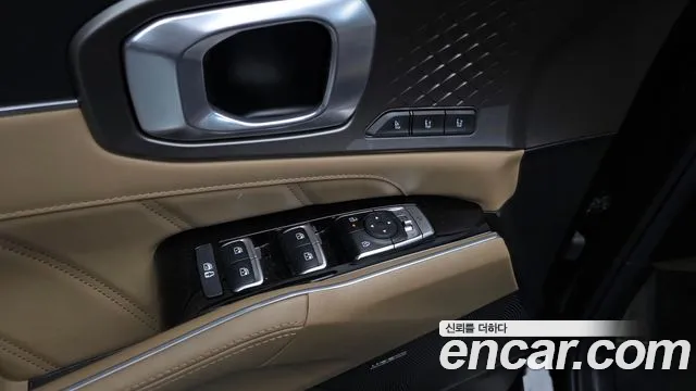 Kia Sorento — фото 17