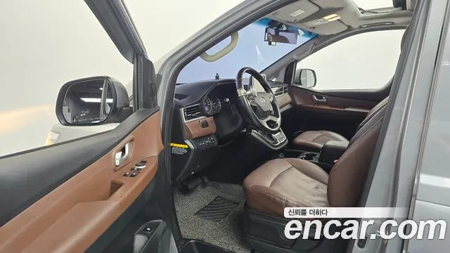Hyundai Starex — фото 10