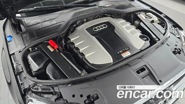 Audi A8 — фото 6