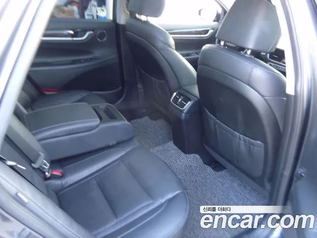 Hyundai Grandeur — фото 13