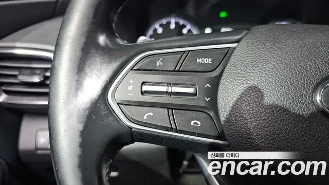 Hyundai Santa Fe — фото 19