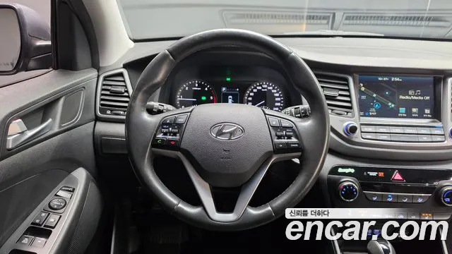 Hyundai Tucson — фото 12