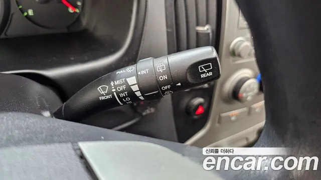 Hyundai Starex — фото 18