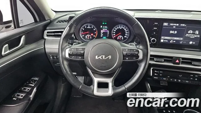 Kia K5 — фото 13