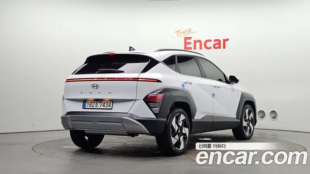 Hyundai Kona — фото 2