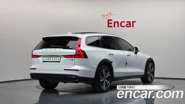 Volvo V60 — фото 2