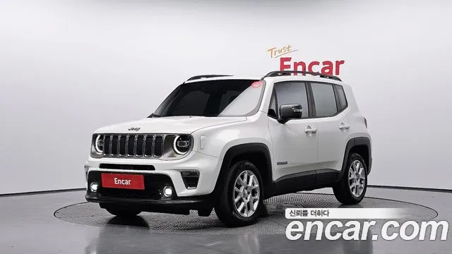 Jeep Renegade — фото 1