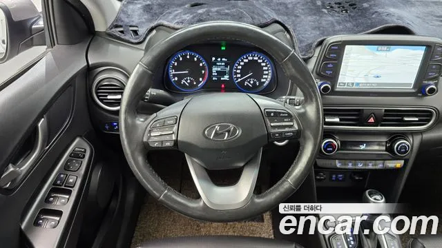 Hyundai Kona — фото 13
