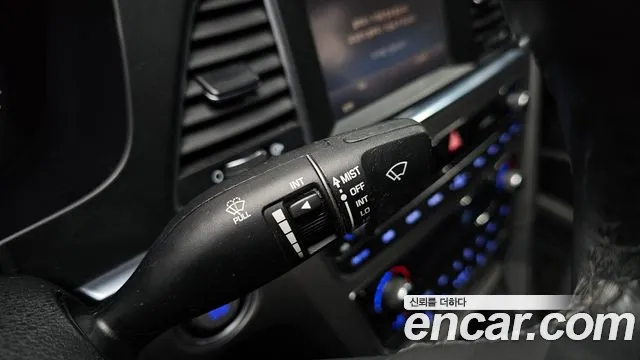 Hyundai Sonata — фото 29