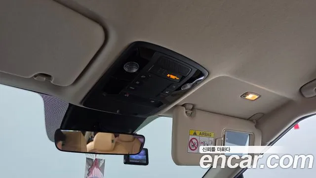 Kia Carnival — фото 27
