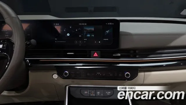 Kia Carnival — фото 14