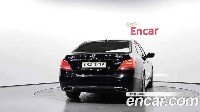 Hyundai Equus — фото 4