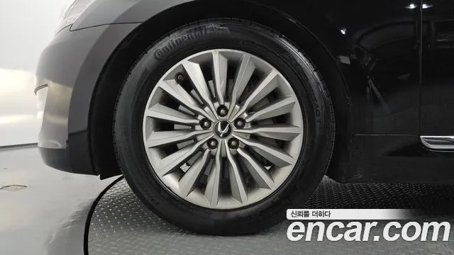 Hyundai Equus — фото 5