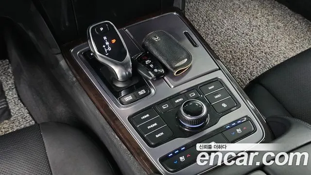 Hyundai Equus — фото 9