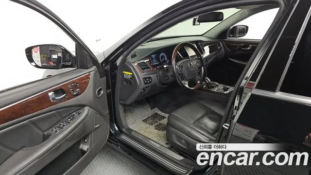 Hyundai Equus — фото 10