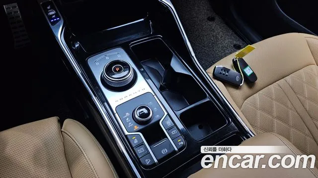 Kia Sorento — фото 9