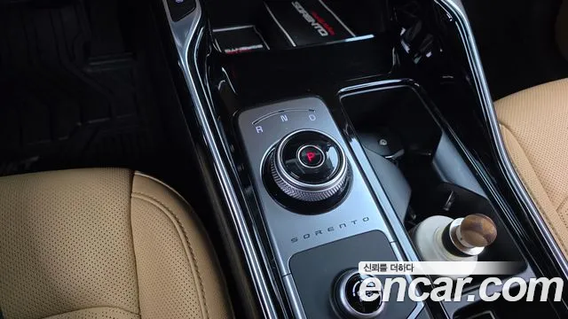 Kia Sorento — фото 9