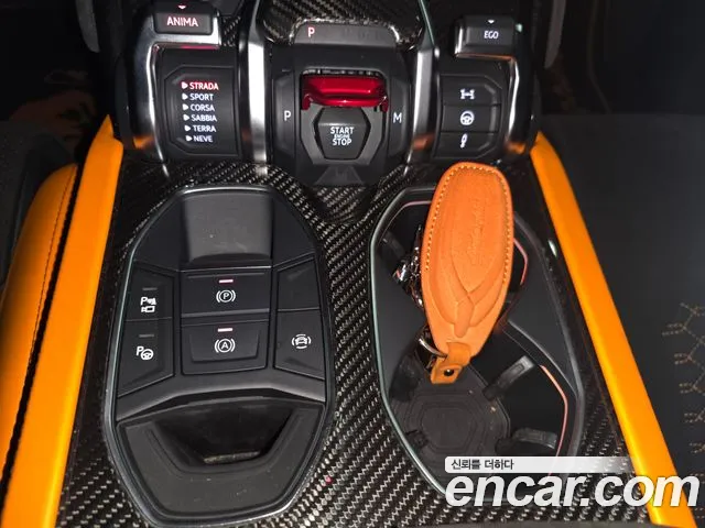 Lamborghini Urus — фото 9