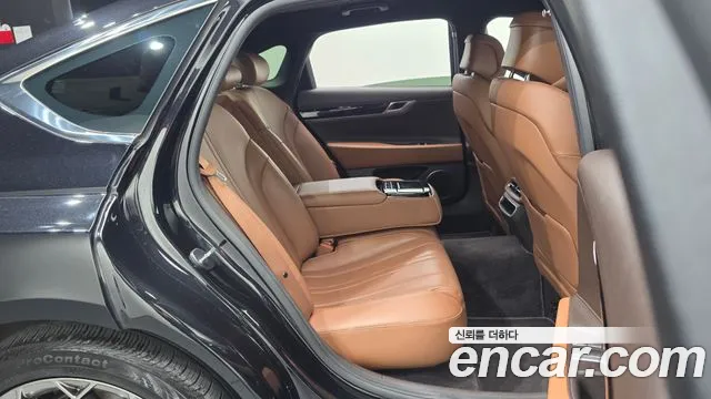 Genesis G80 — фото 17