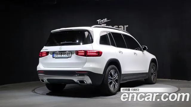 Mercedes-Benz GLB-Class — фото 2