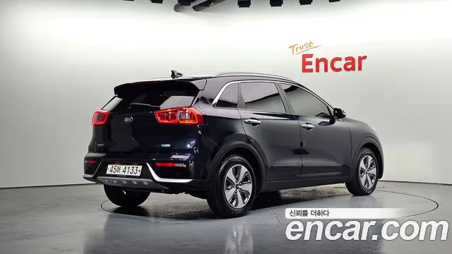 Kia Niro — фото 2