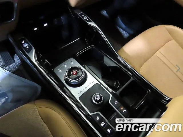 Kia Sorento — фото 12