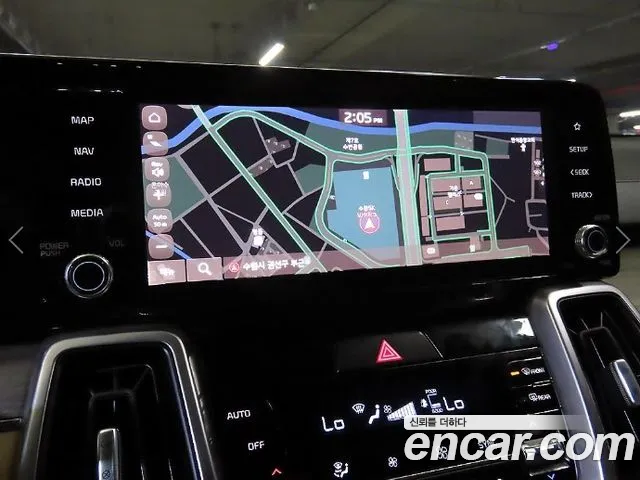 Kia Sorento — фото 14