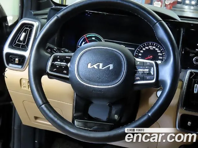 Kia Sorento — фото 8