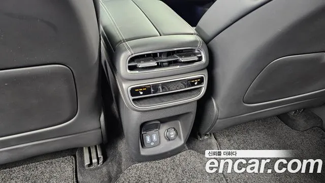Genesis GV80 — фото 19