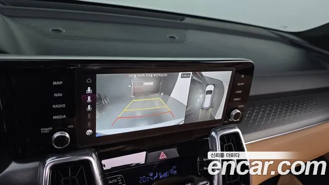 Kia Sorento — фото 14