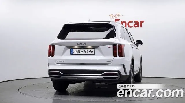 Kia Sorento — фото 4