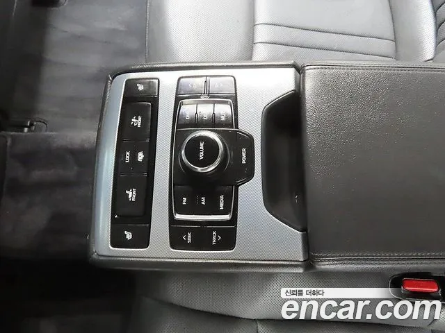 Genesis G80 — фото 11