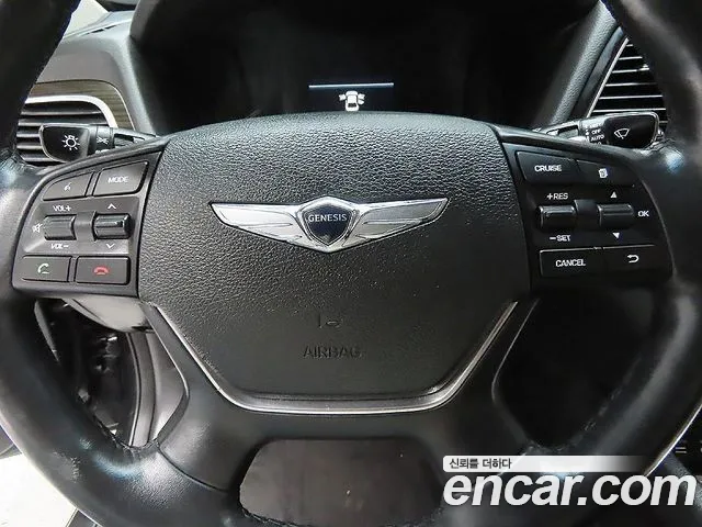 Genesis G80 — фото 16